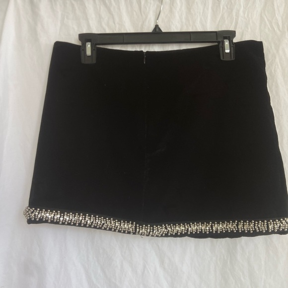 Zara black velvet mini skirt w/ sliver beading Size Small - Picture 5 of 10